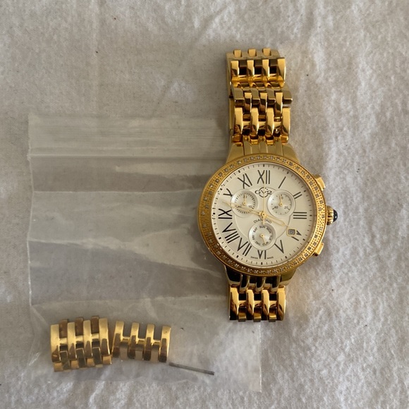 GV2 by Gevril Astor Chronograph Womens Diamond Swiss Quartz Gold Watch - Picture 12 of 15
